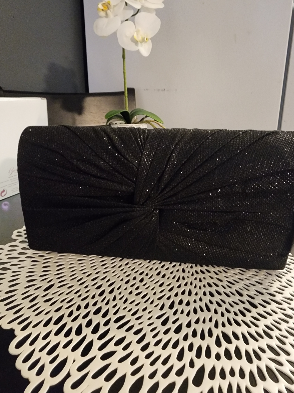 Elegant Black Sparkle Knot Clutch - Unbranded